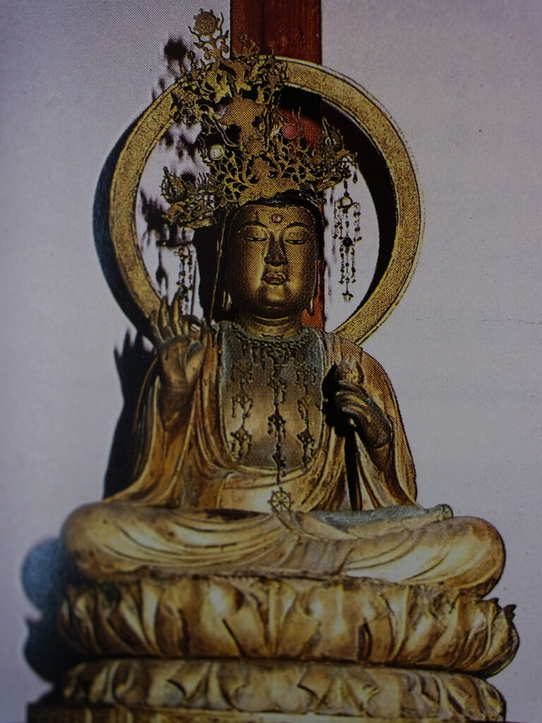 木造聖観音菩薩座像